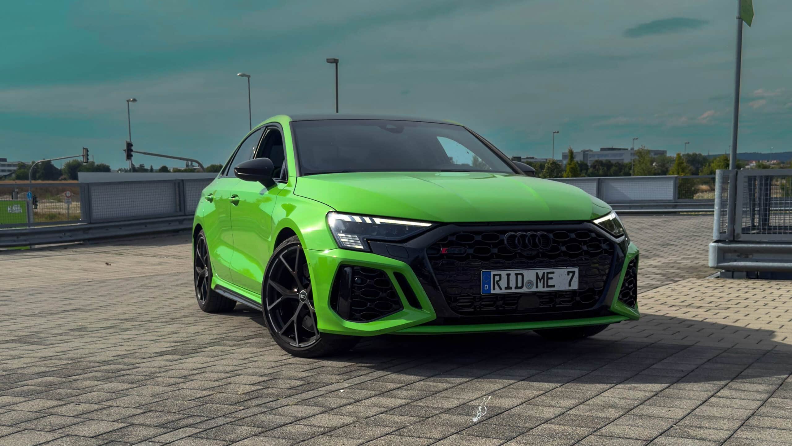 Audi RS3 2023 Kyalami Grün